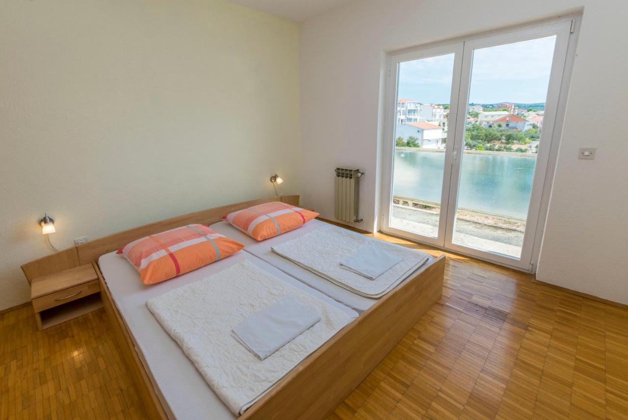 Apartments Jelka Primosten Exterior photo